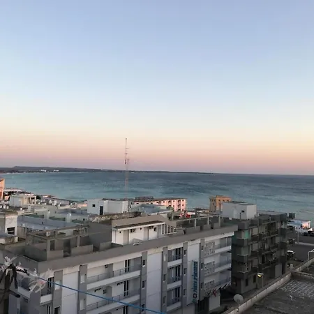 Attico In Riva Al Mare Apartment