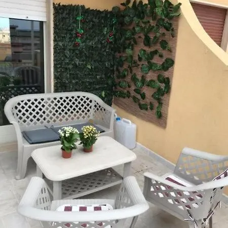 Attico In Riva Al Mare Apartment *
